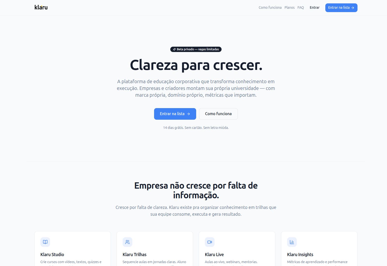 Página pública da Klaru, com a apresentação Clareza para crescer e acesso à lista de espera